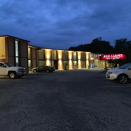 Red Carpet Inn & Suites Ebensburg Экстерьер фото