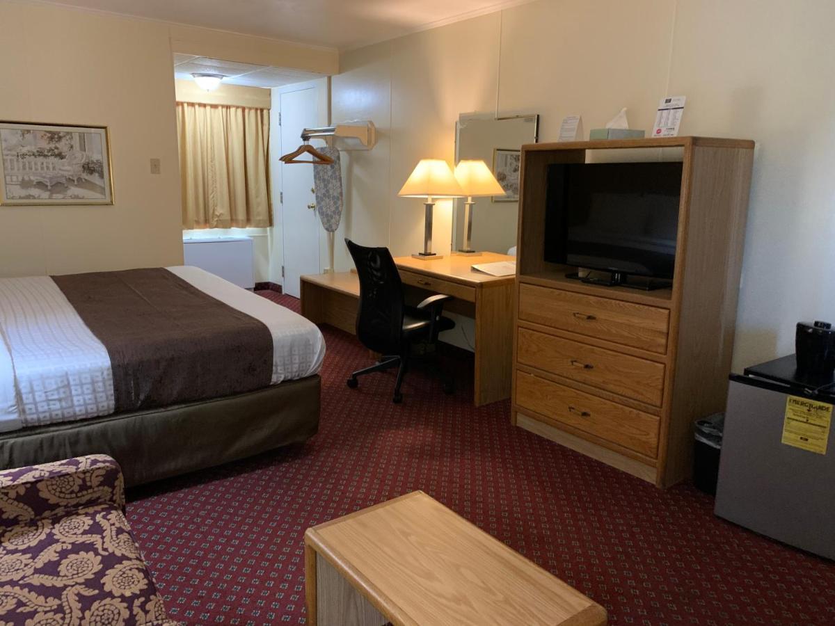 Red Carpet Inn & Suites Ebensburg Экстерьер фото